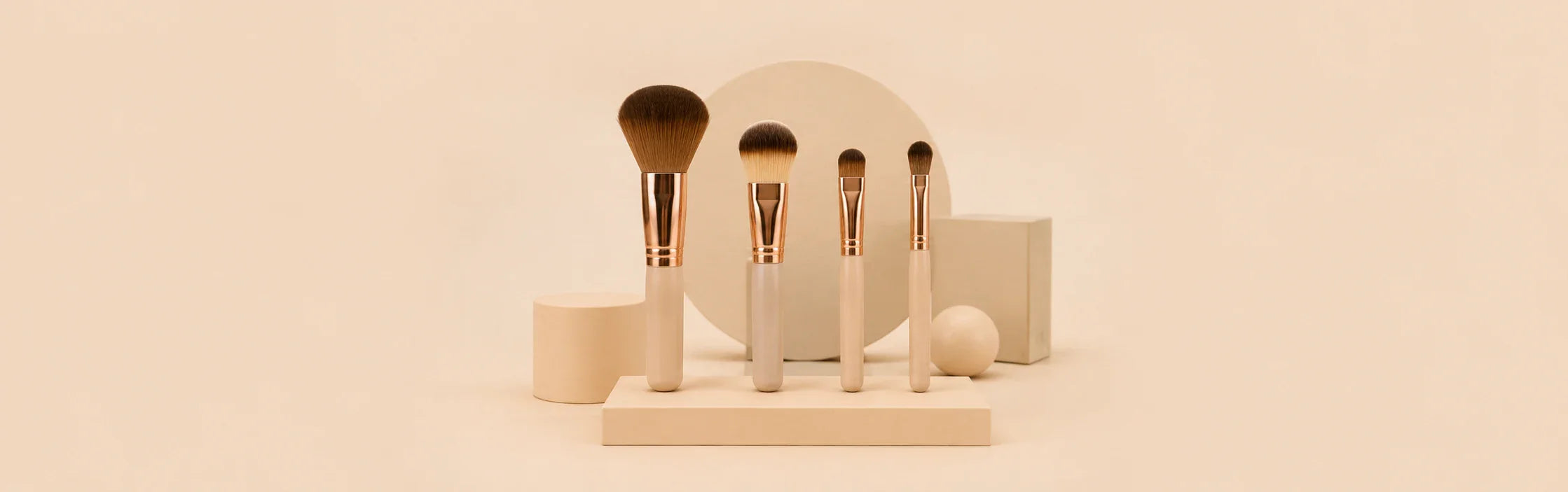Top 4 Makeup Brushes of 2026 According to Beauty Experts