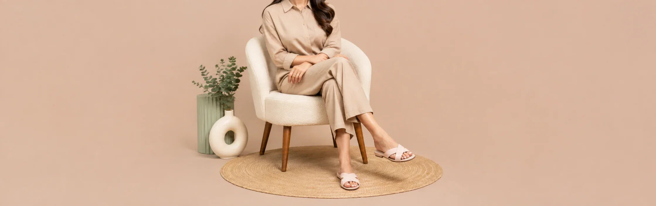 Women’s Slippers: Style & Outfit Ideas That Work
