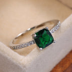 Green / No 10