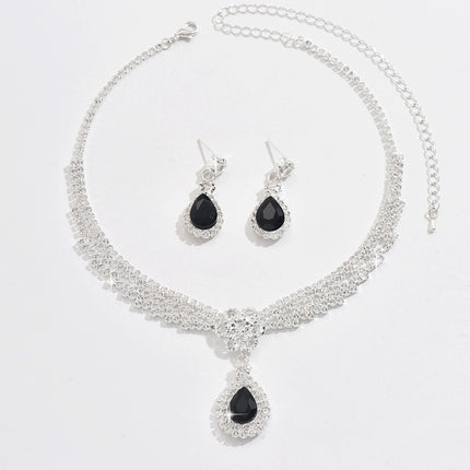 Stylish And Chic Diamond-studded Teardrop Flower Necklace And Earring Set
